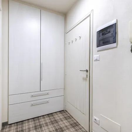 Hostdomus - Helsinki * Sestriere